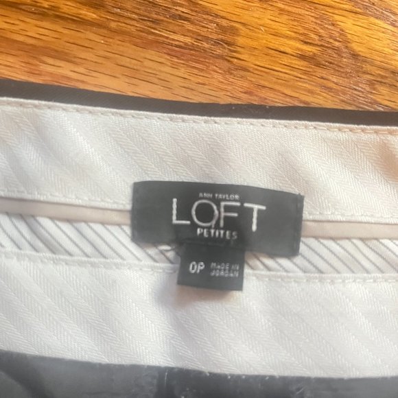 Ann Taylor Loft Petite Julie Trouser Flare Career - Picture 2 of 3